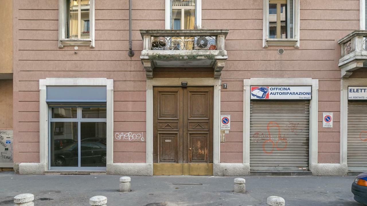 Vespri Apartments Milan Exterior photo